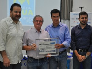 Prefeitura de Capivari recebe Comenda de Reconhecimento do Consórcio PCJ